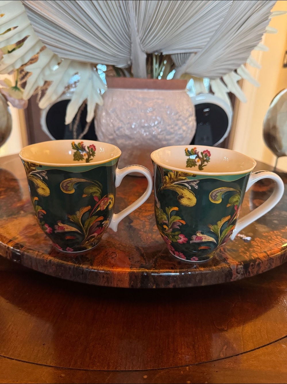 Camila (4) Fine Tableware Floral Porcelain Mugs